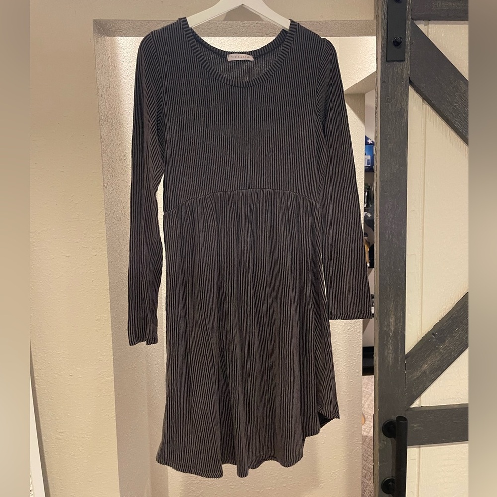 Chris & Carol Charcoal Grey Midi Dress